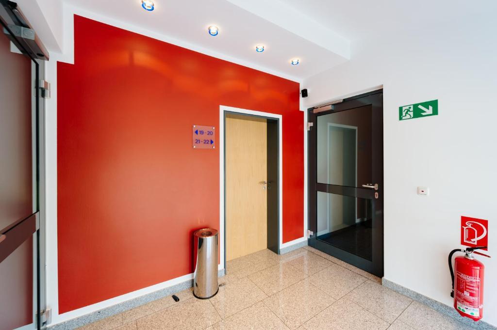 Hotel Graf Lehndorff Zur Messe Munich Exterior photo